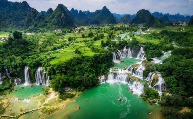 Thác Bản Giốc vào top 21 thác nước đẹp nhất thế giới