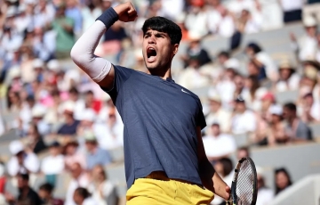 Huyền thoại John McEnroe: 'Alcaraz xuất sắc hơn Federer, Nadal và Djokovic'
