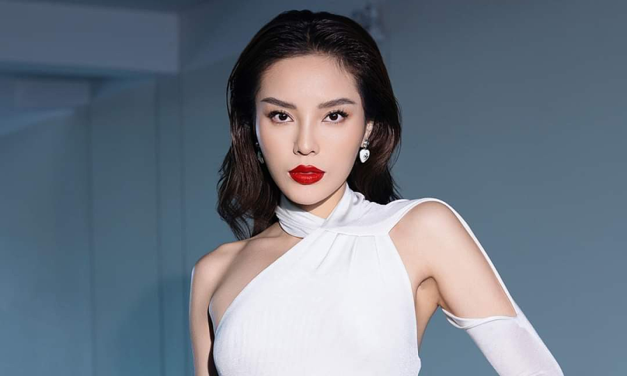 Hoa hậu Kỳ Duyên gây thất vọng khi nói tiếng Anh ở Miss Universe Vietnam